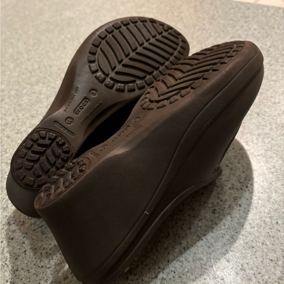 Crocs Frances Mary Janes Brown Wedge Slip On Clog Comfort Shoes Size 8 Round Toe - Picture 9 of 11